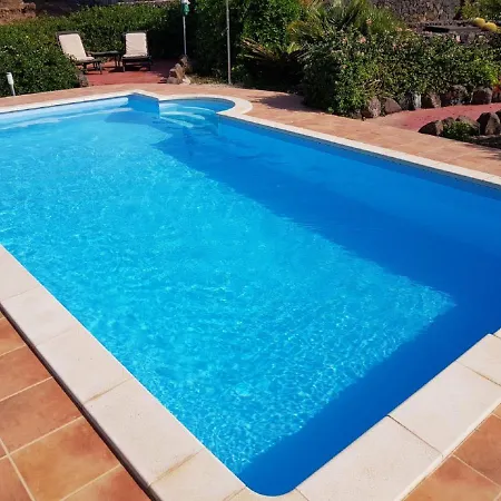 Bermeja - Rural Con Piscina Lägenhet *